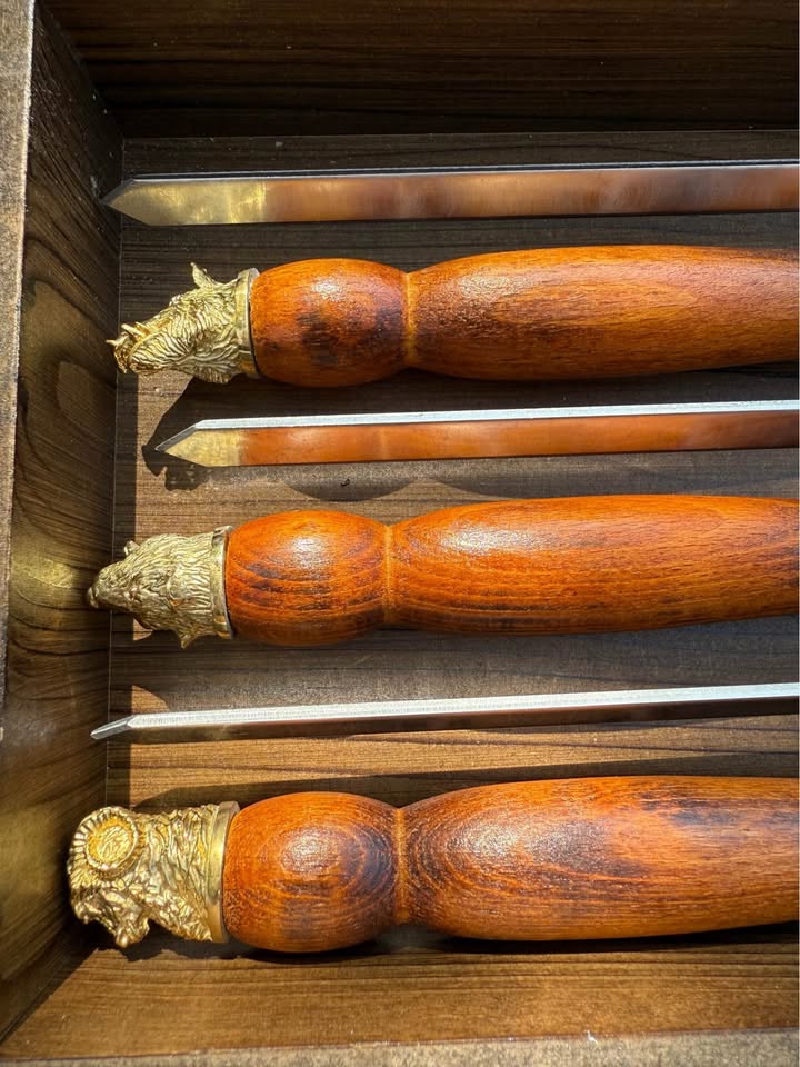 Camping Premium Accessories BBQ Skewers Set in a Wooden Case - 10 items