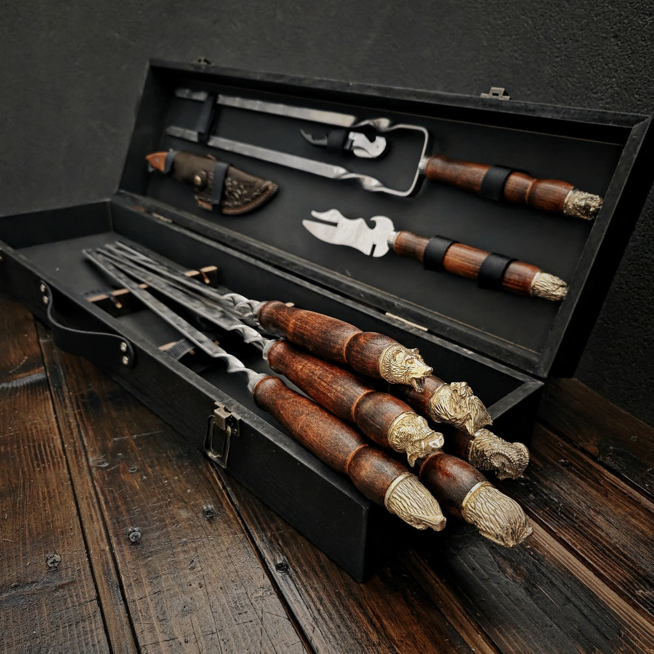 Set of Skewers in a Wooden Case “Safari”